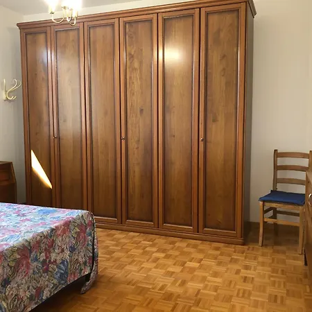 Villa Volpe - Free Wifi & Private Parking